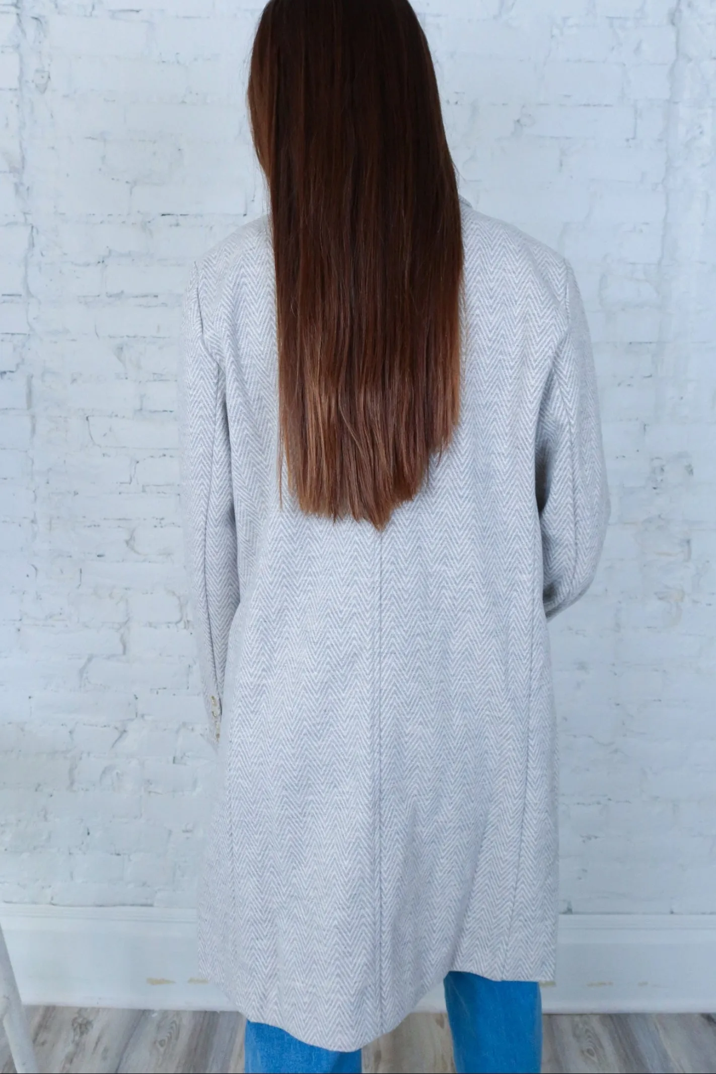 Cafe Corner Grey Coat