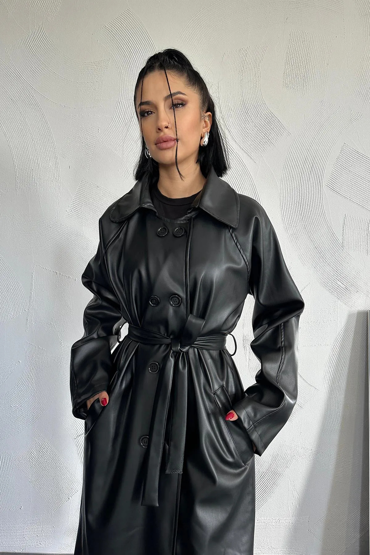 ELS Reglan Sleeve Trench Coat - Black - Mechelen-aan-de-Maas